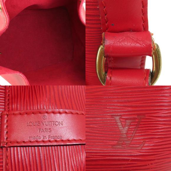 LOUIS VUITTON Red Leather Shoulder Bag - Picture 5 of 11